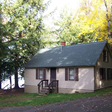 Hotel Oak Ridge Phelps Exterior foto