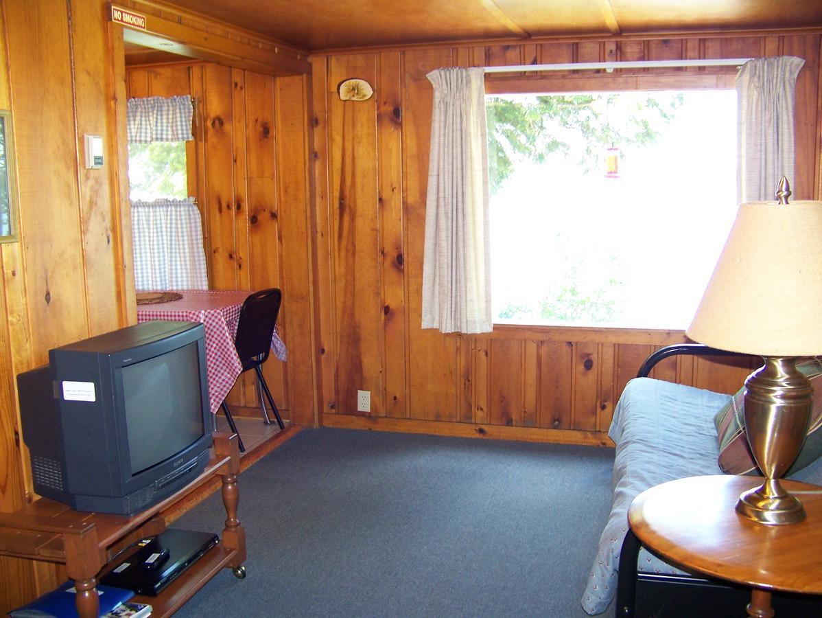 Hotel Oak Ridge Phelps Exterior foto